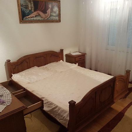 Apartman Nadija Apartment Яйце Екстериор снимка