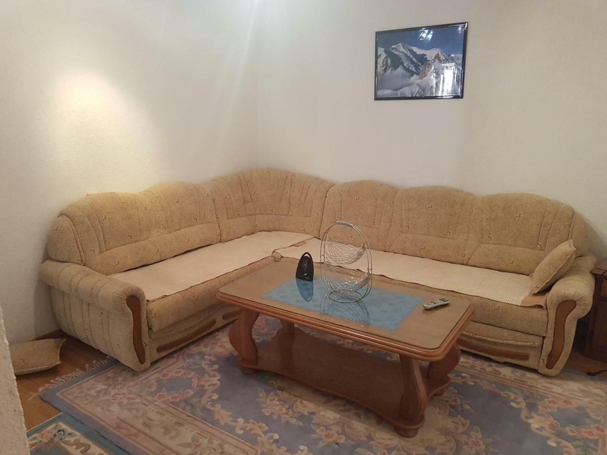 Apartman Nadija Apartment Яйце Екстериор снимка