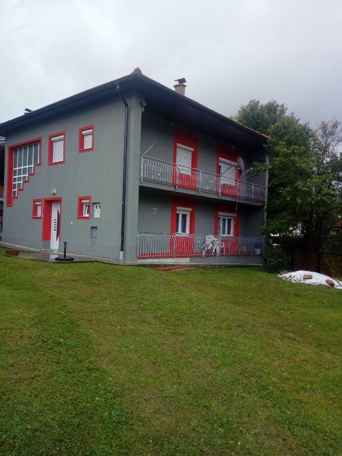Apartman Nadija Apartment Яйце Екстериор снимка